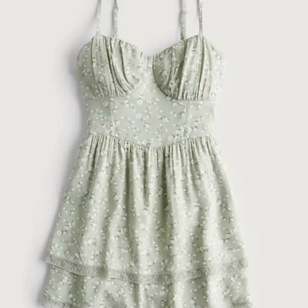 Hollister Tiered Mini Dress With Pockets